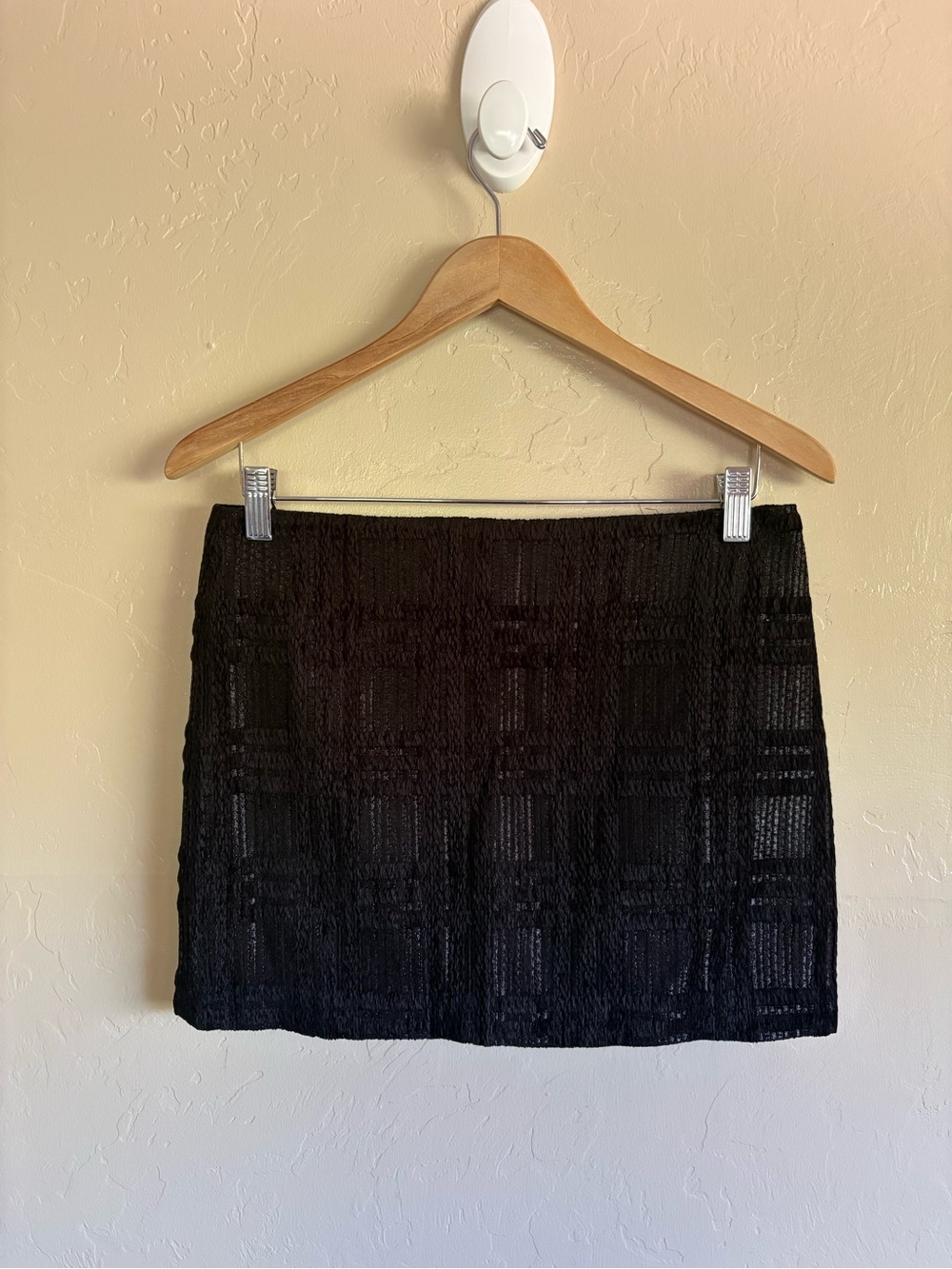 Alice & Olivia Black Textured Checkered Plaid Acrylic Blend Mini Skirt Size 6